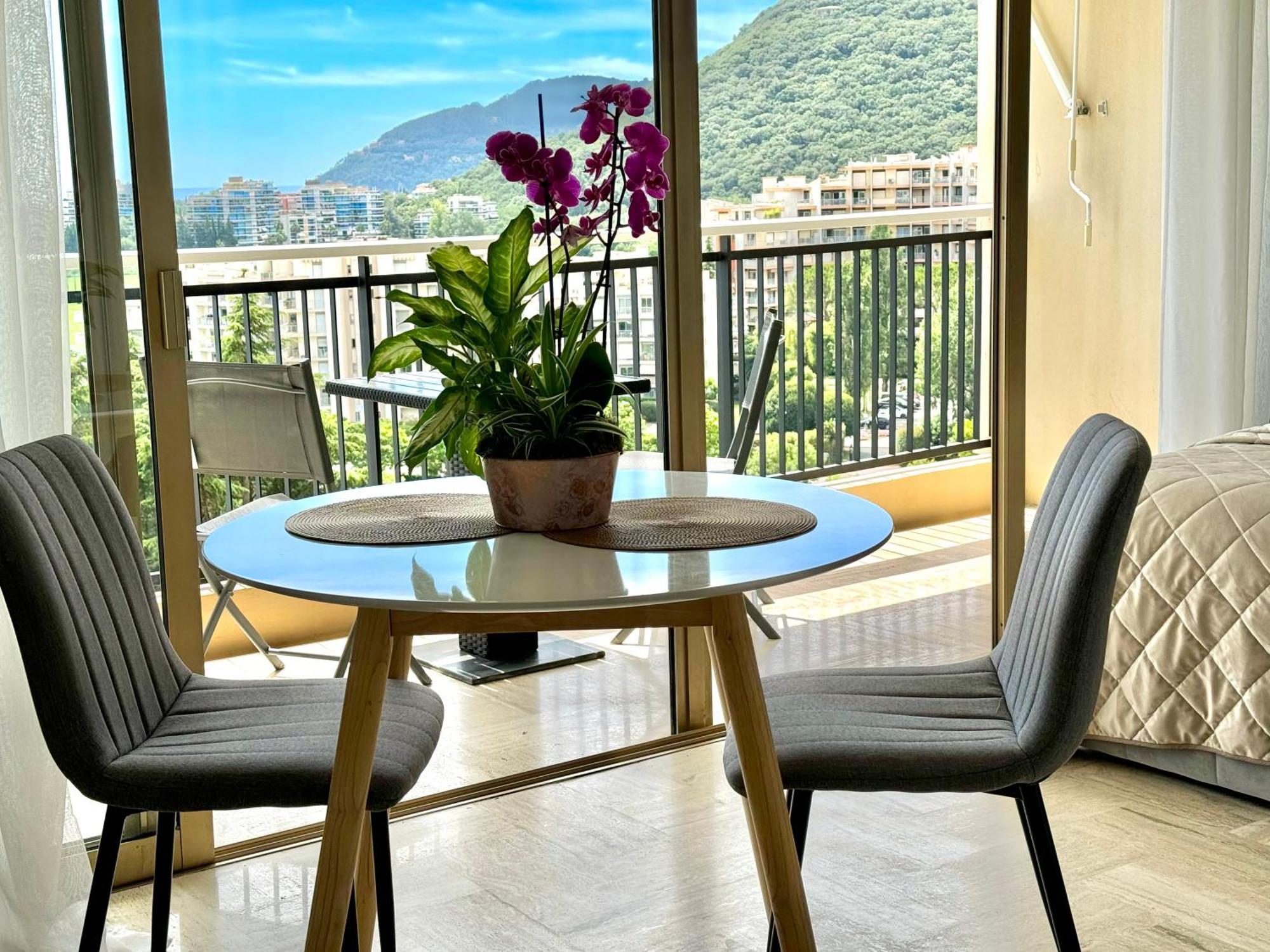My Resid Appart Cannes Marina Vue Mer Mandelieu La Napoule Bagian luar foto